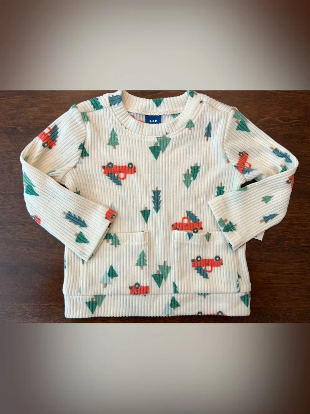 Baby Winter Christmas 2-Piece Outfit Set Trucks Trees Size 3-6 Months